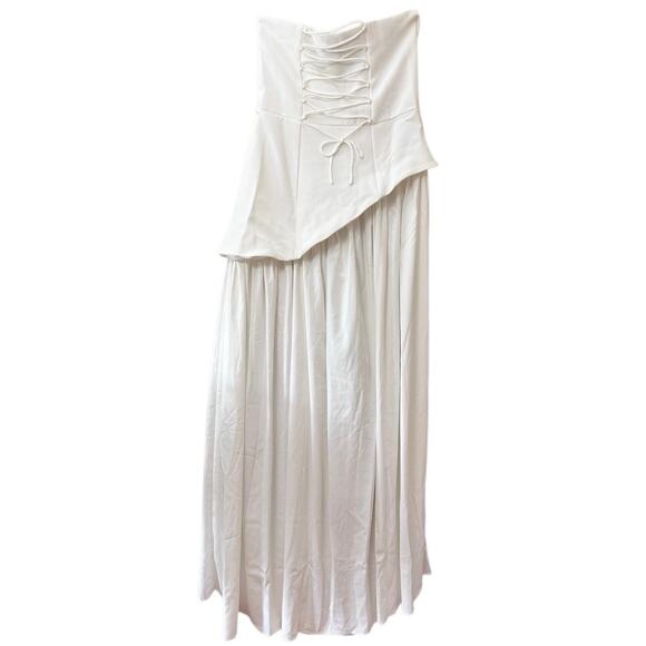 Elegant White Midi Dress - Picture 7 of 15